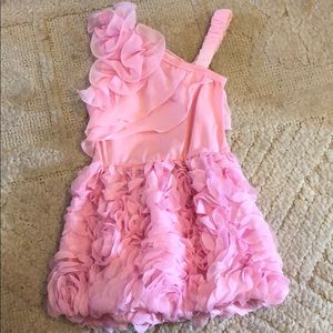 Beautiful ruffle pink dress size 12 months